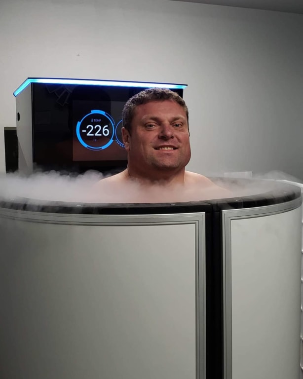 Ad CRYONIQ CRYO XC™ Cryotherapy ExampleDevice