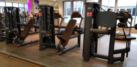 23 Kraftgeräte Gym80 Sygnum - Aufgearbeitet - Neuwertiger Zustand - Transport europaweit möglich
