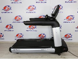 NEU Life Fitness 95T Elevation Series DISCOVER SE - NEU Ausstellungsstück - Laufband - Transport und Montage möglich - kaufen Sie beim Marktführer
