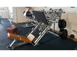 HAMMER STRENGTH 45° BEINPRESSE (AUFGEARBEITET) LINEAR LEG PRESS