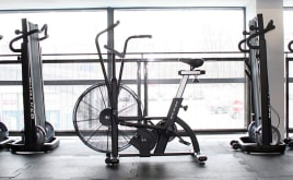 Profi Air Bike Cross-Training Luft Ergometer Functional Training Transport möglich!
