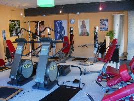 10 Stück, Zirkel Kraft-Ausdauer Trainingsgeräte + 10 Recover Board und Ampelanlage, gebraucht, Komplettpaket