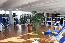 1500 m² großes etabliertes Premium Fitness-und Gesundheitsstudio mit zertifiziertem David-Rückenzirkel zu verkaufen