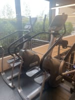 Precor Multimedia XXL 31 Cardio Geräte Park sehr guter zustand, von 2014, Gewährleistung, MwSt aussweissbar, Lieferung + Aufbau möglich
