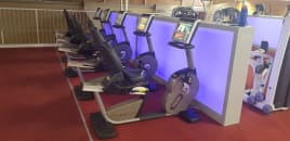 Technogym Excite+ Recline Bike Vario 700 VisioWeb USB+TV+Internet mit Handpuls und Polar
