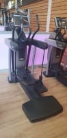 Technogym Excite + Vario 700 VisioWeb USP+TV+Internet mit Handpuls und Polar