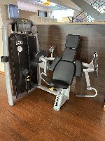 Various cardio and strength equipment after studio dissolution to be sold at a low price! WAYS!