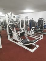 Hardcore Galaxy Sport SPORTESSE Gerätepark Kraftgeräte Gym80 HBP Life Fitness