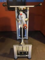 Total Hip Maschine zum Trainieren der Beinmuskulatur - BH FITNESS