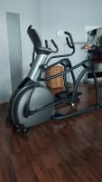 Crosstrainer professional with height adjustment