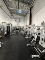 Hammer Strength equipment park – special colour white/black – excellent condition – approx. €50,000 original price – complete package
