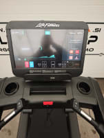 Life Fitness Integrity Discover SE3 Treadmill - More pieces available - Discount for more pieces