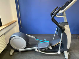 Precor EFX 835 cross trainer with P30 console - silver - used - year of manufacture 2021