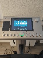 MIHA BODYTEC II EMS-Gerät – Baujahr 2018 – umfangreiches Zubehörpaket