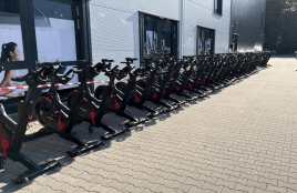 Bis zu 30x Life Fitness IC7 Black Series Baujahr 2021 Indoor Cycling Bike Zwift