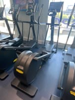 Technogym Excite SYNCHRO LIVE 7000 16" Adjustable Ramp Diamond Black