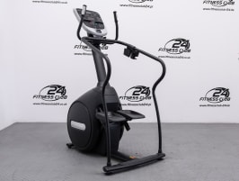 SALE ! PRECOR CLM 835 P30 stepper / 9 pieces in stock