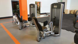 20 x Life Fitness Signature Geräte Aufgearbeitet TOP ZUSTAND!! Transport europaweit möglich