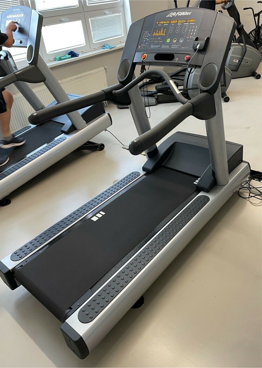 Life Fitness 95T Integrity Laufband