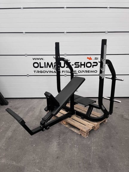 Technogym pure best sale strength bench